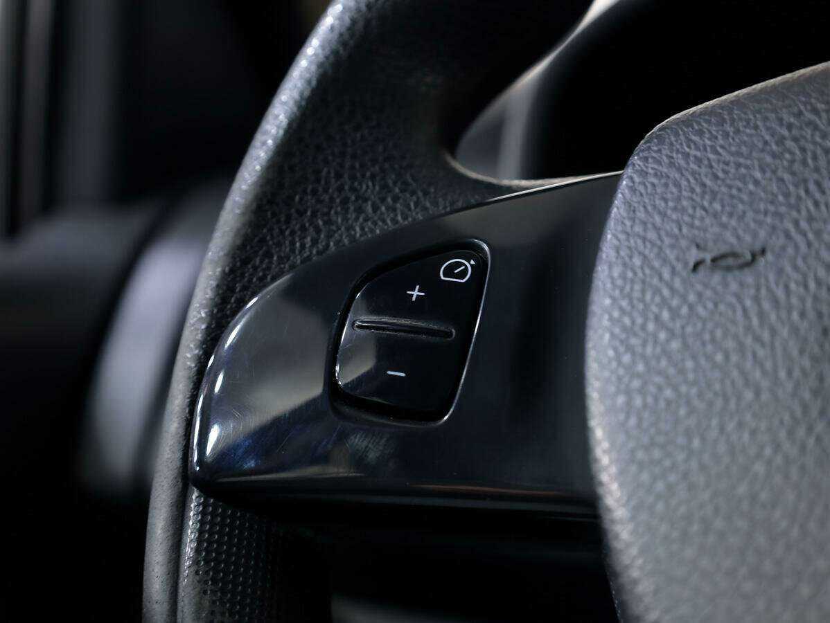 Renault Sandero с пробегом — 2018 год. Фото: #16