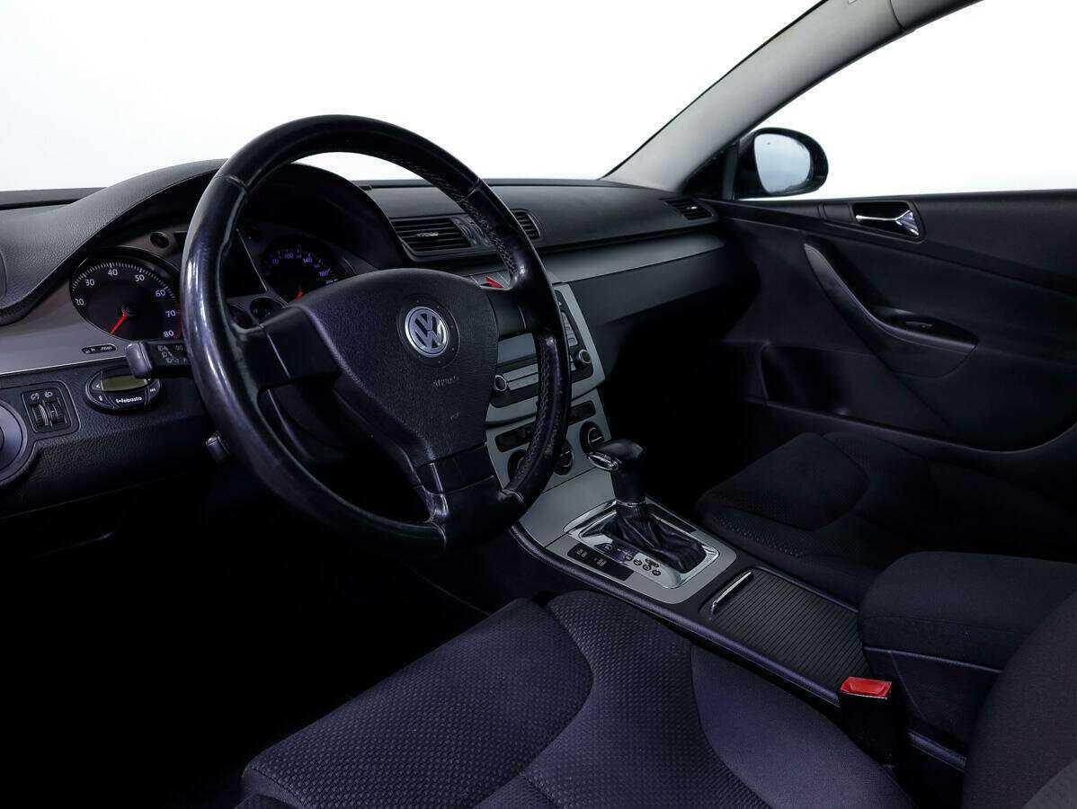Volkswagen Passat с пробегом — 2007 год. Фото: #9