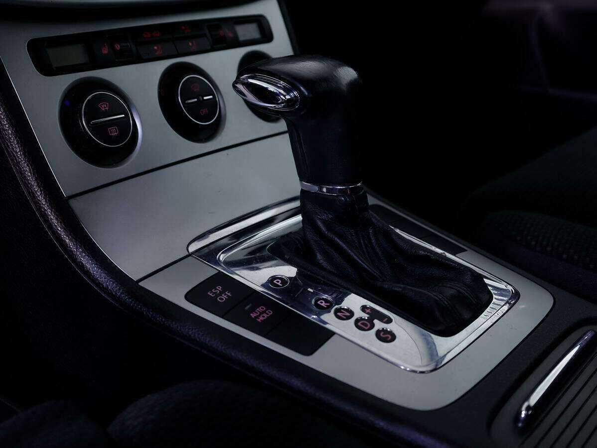 Volkswagen Passat с пробегом — 2007 год. Фото: #14