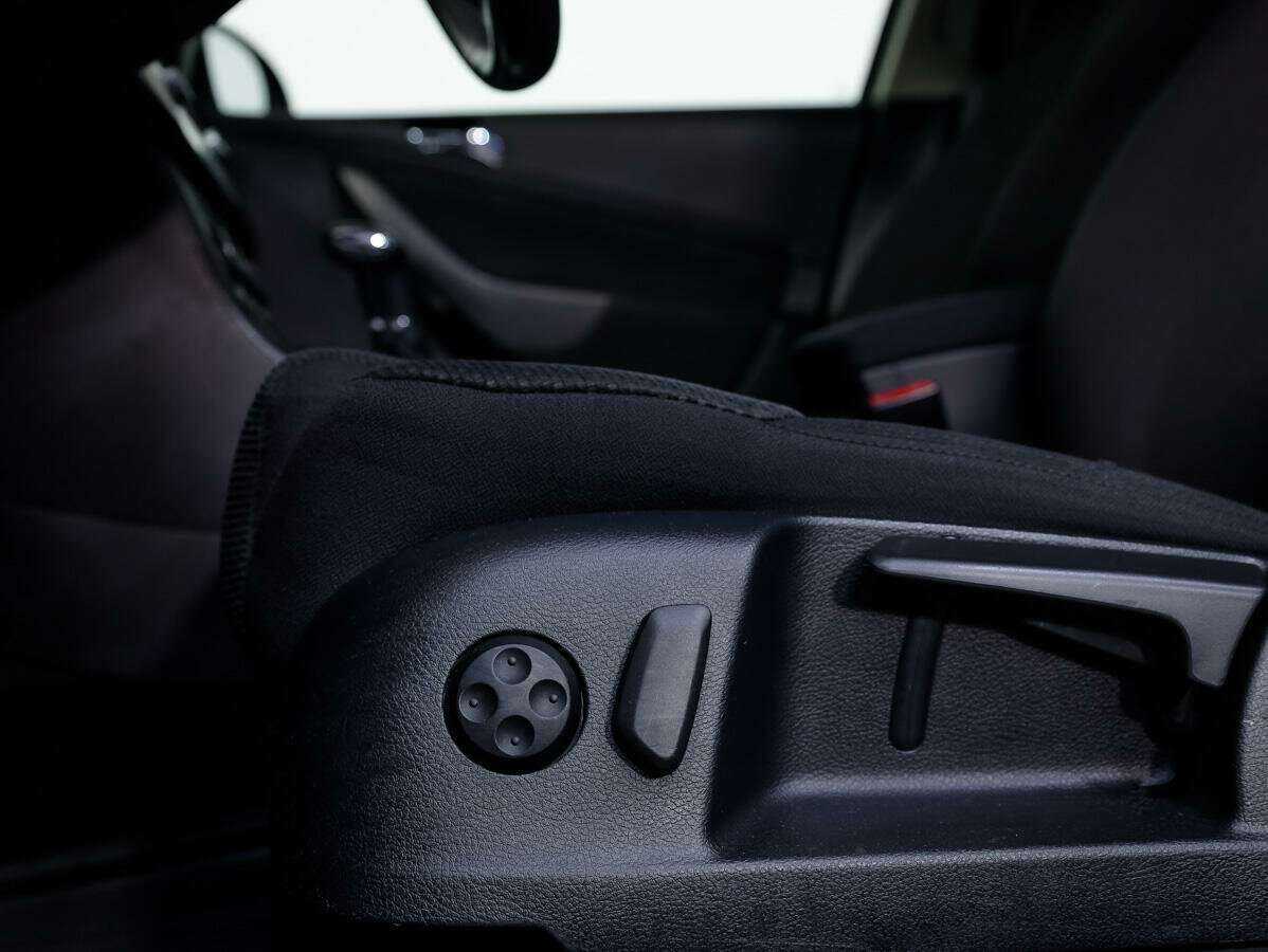 Volkswagen Passat с пробегом — 2007 год. Фото: #17