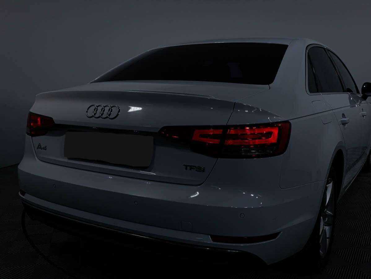 Audi A4 с пробегом — 2015 год. Фото: #24