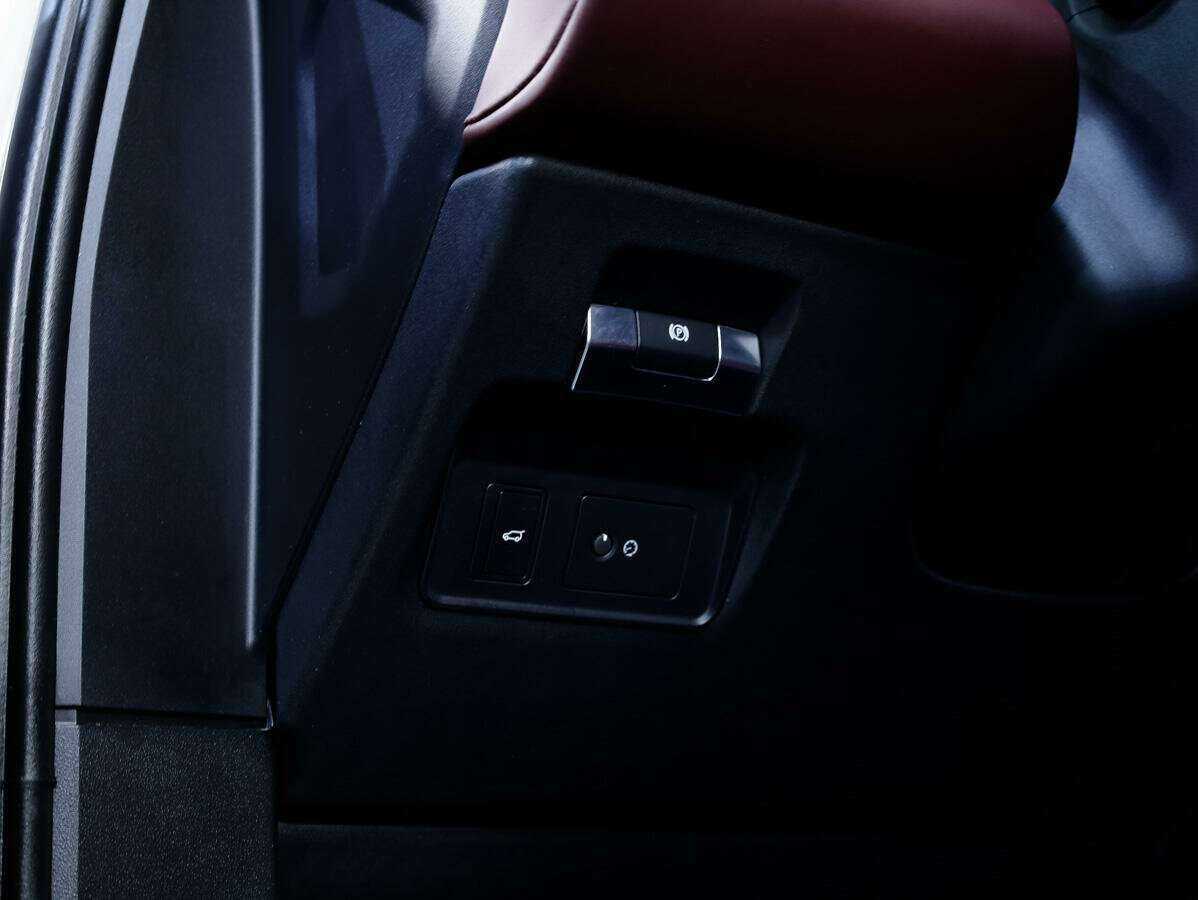 Land Rover Range Rover Evoque с пробегом — 2019 год. Фото: #18