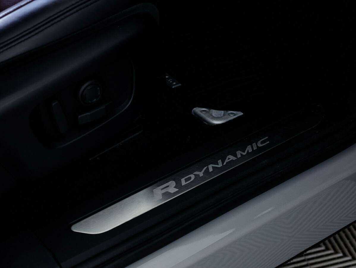 Land Rover Range Rover Evoque с пробегом — 2019 год. Фото: #20