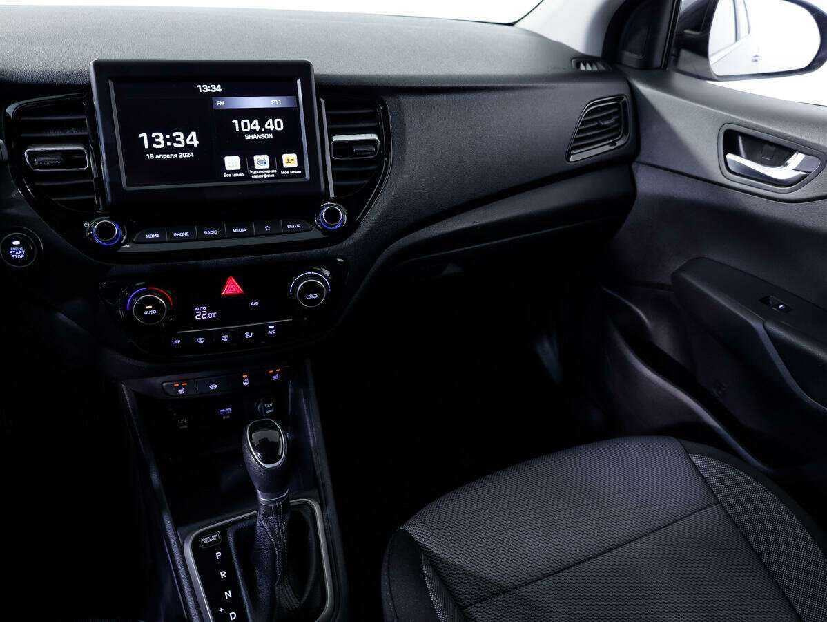 Hyundai Solaris с пробегом — 2020 год. Фото: #13