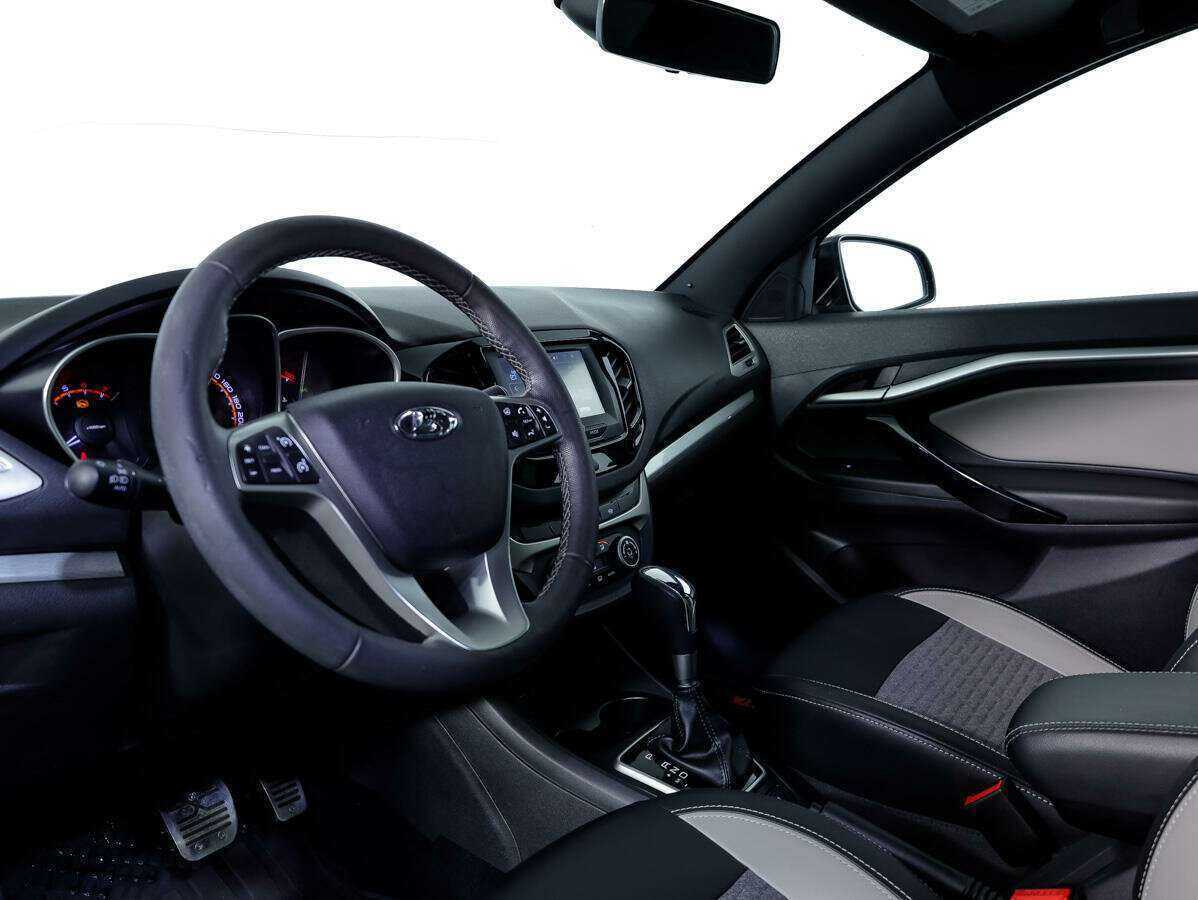 Lada (ВАЗ) Vesta с пробегом — 2019 год. Фото: #9