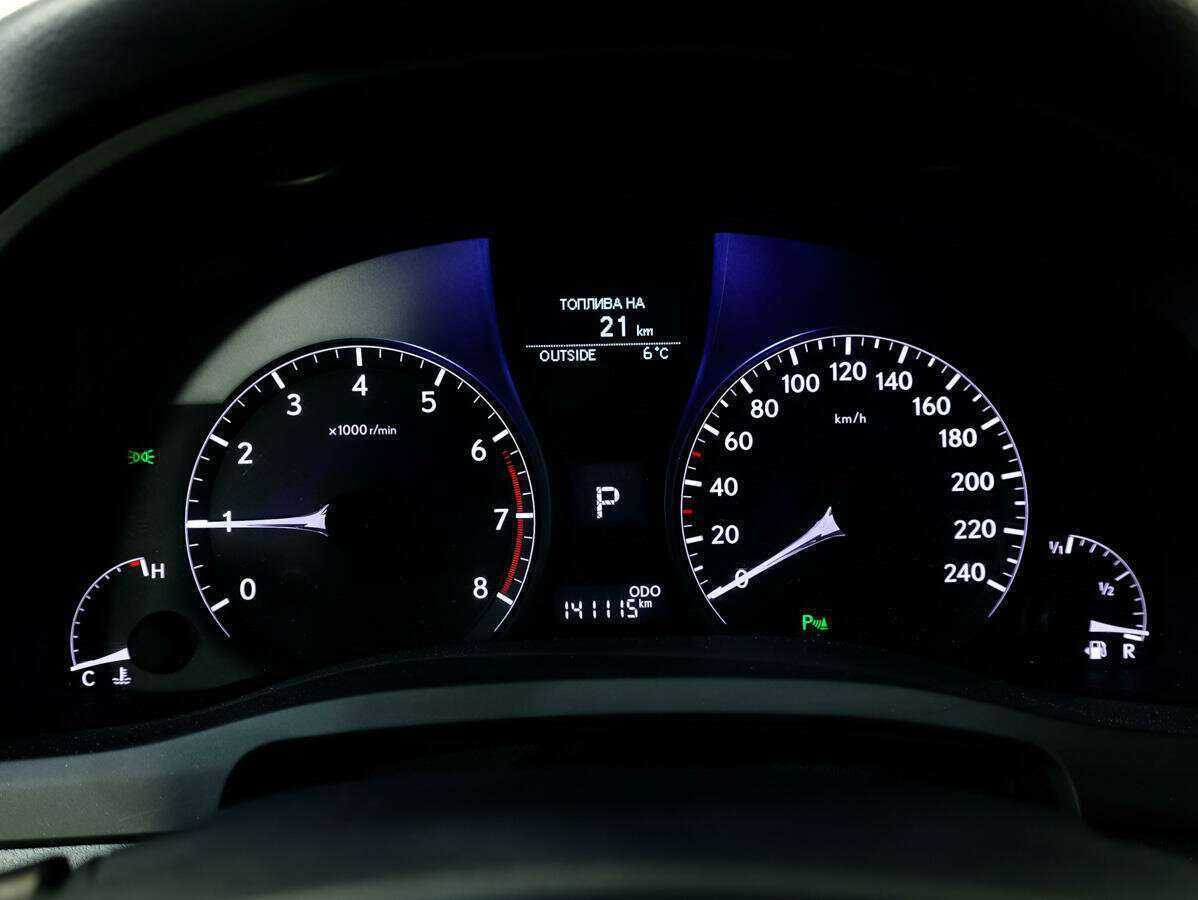 Lexus RX с пробегом — 2012 год. Фото: #9