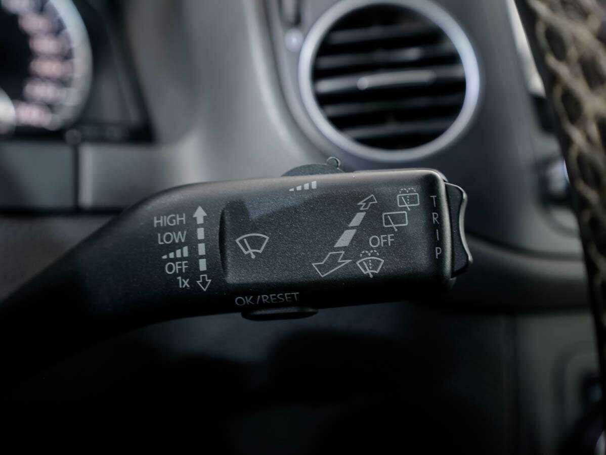 Volkswagen Golf Plus с пробегом — 2011 год. Фото: #17