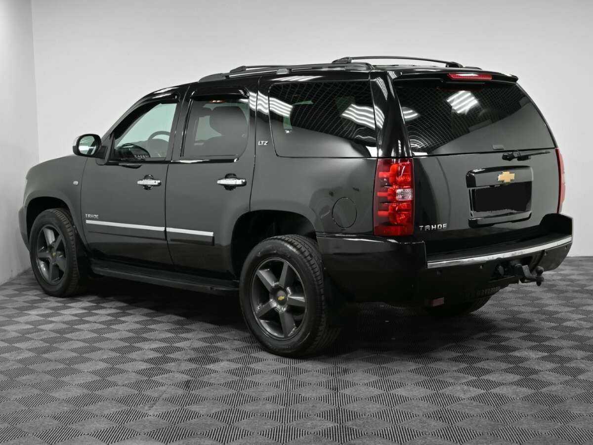 Chevrolet Tahoe с пробегом — 2012 год. Фото: #3