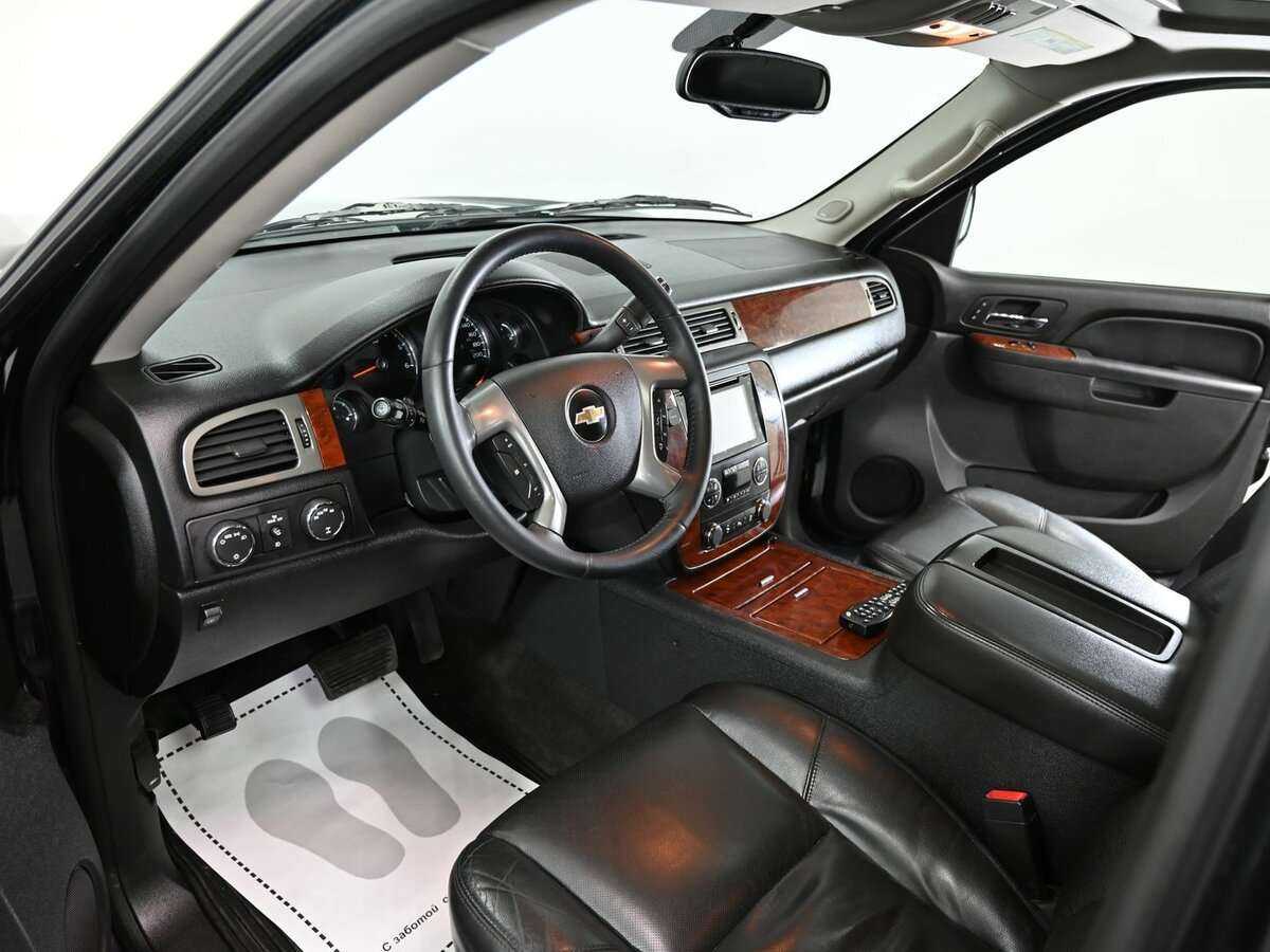 Chevrolet Tahoe с пробегом — 2012 год. Фото: #5
