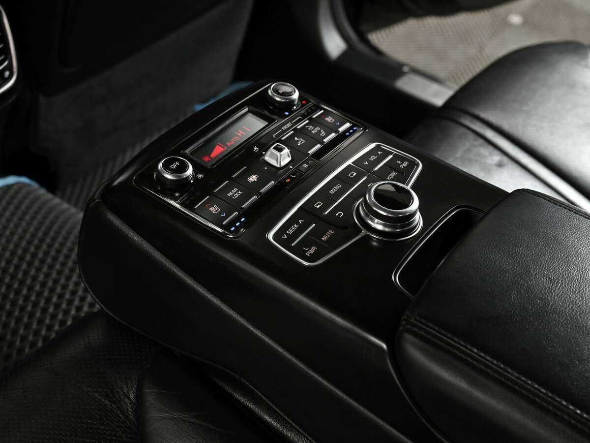 Kia Quoris с пробегом — 2013 год. Фото: #18