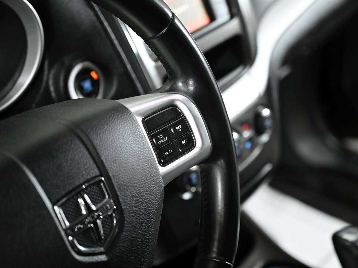 Dodge Journey с пробегом — 2011 год. Фото: #6