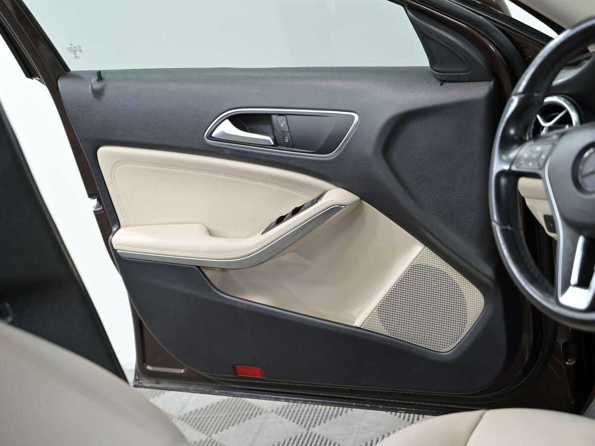 Mercedes-Benz GLA с пробегом — 2014 год. Фото: #7