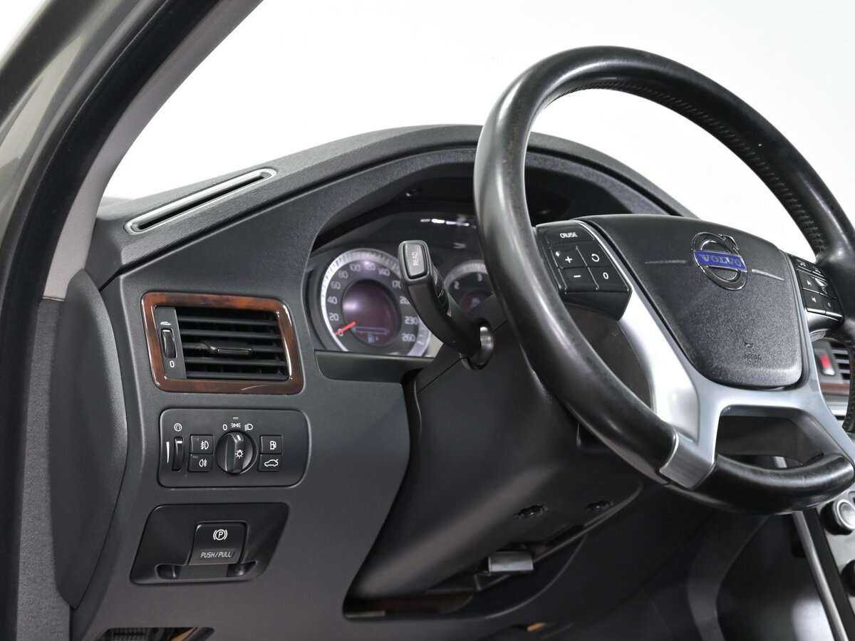 Volvo XC70 с пробегом — 2010 год. Фото: #5