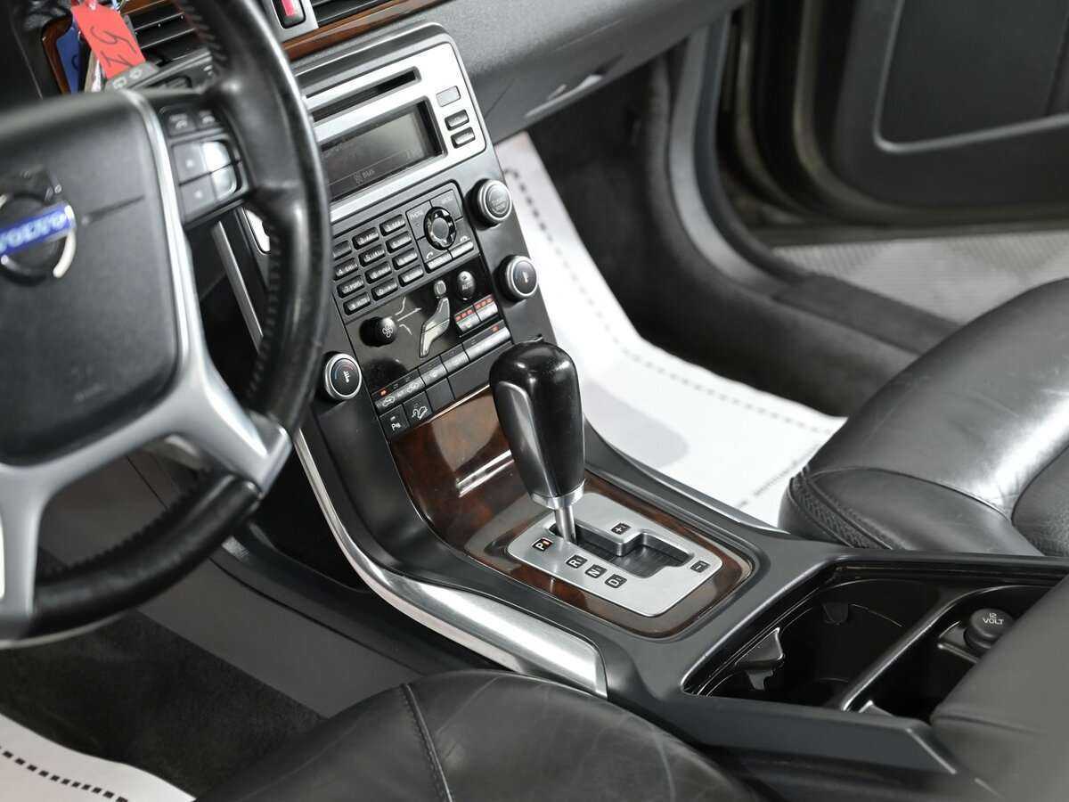 Volvo XC70 с пробегом — 2010 год. Фото: #8