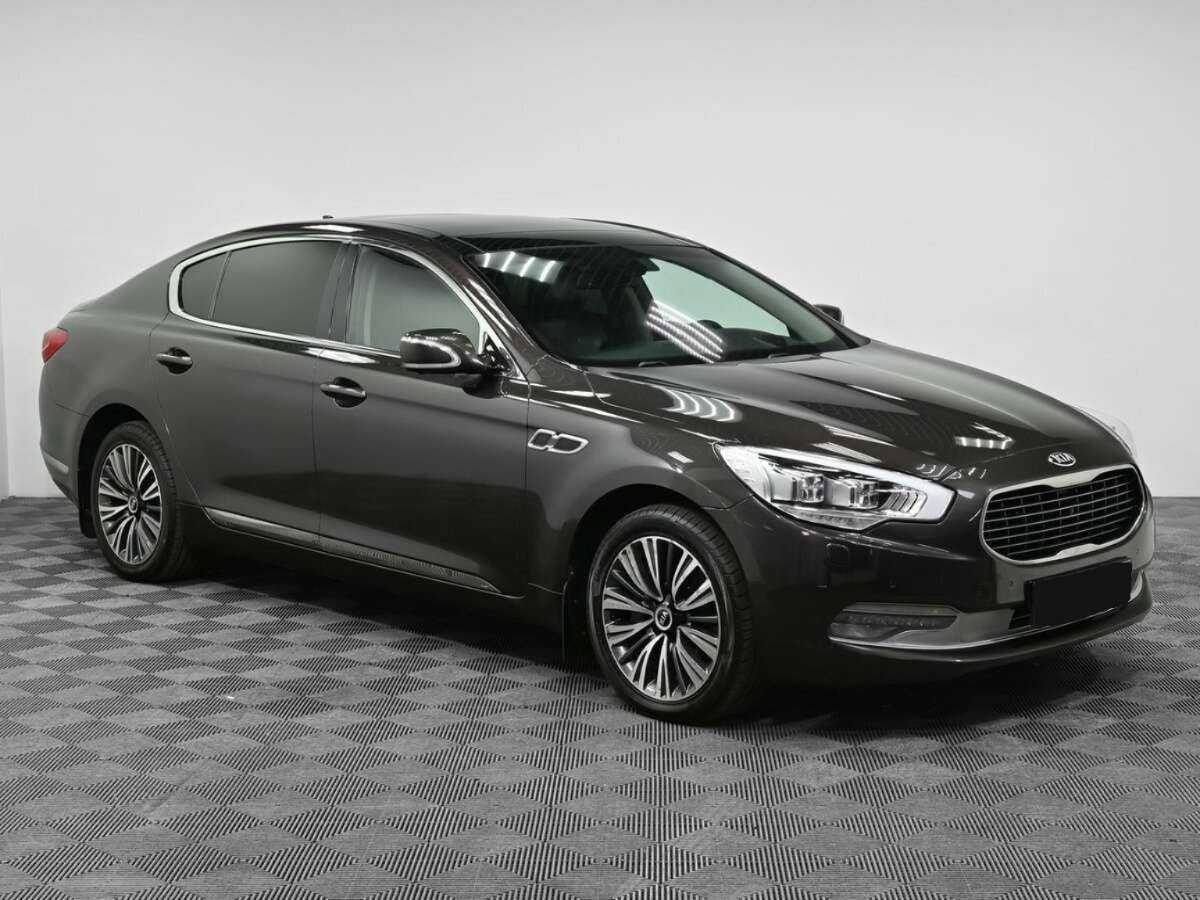 Kia Quoris с пробегом — 2014 год. Фото: #2