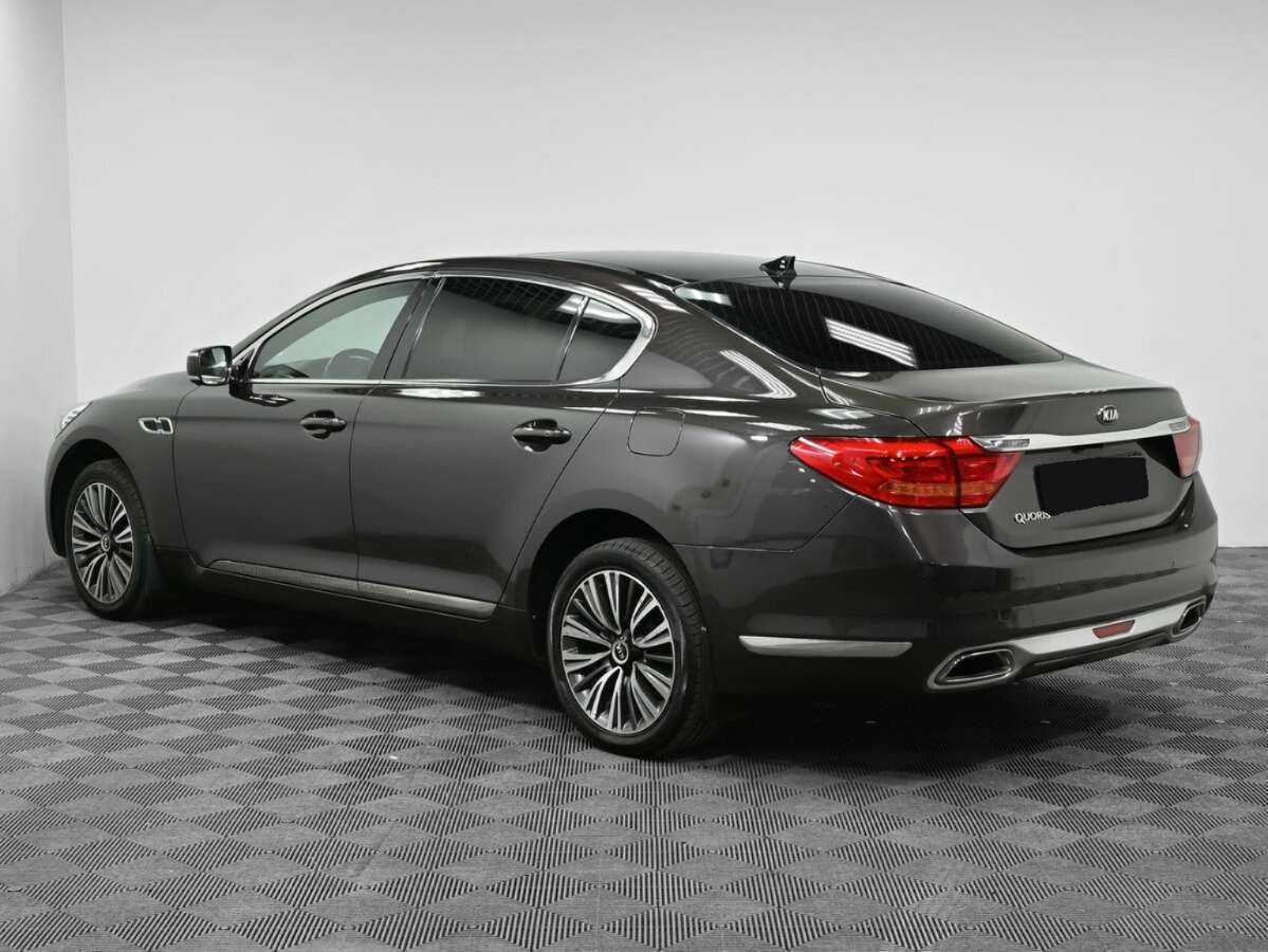 Kia Quoris с пробегом — 2014 год. Фото: #3