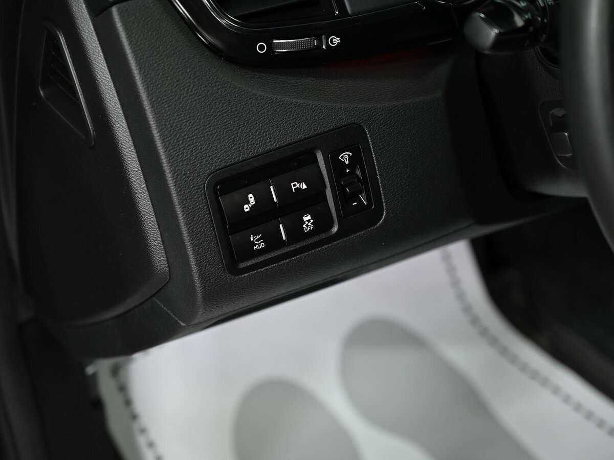 Kia Quoris с пробегом — 2014 год. Фото: #9