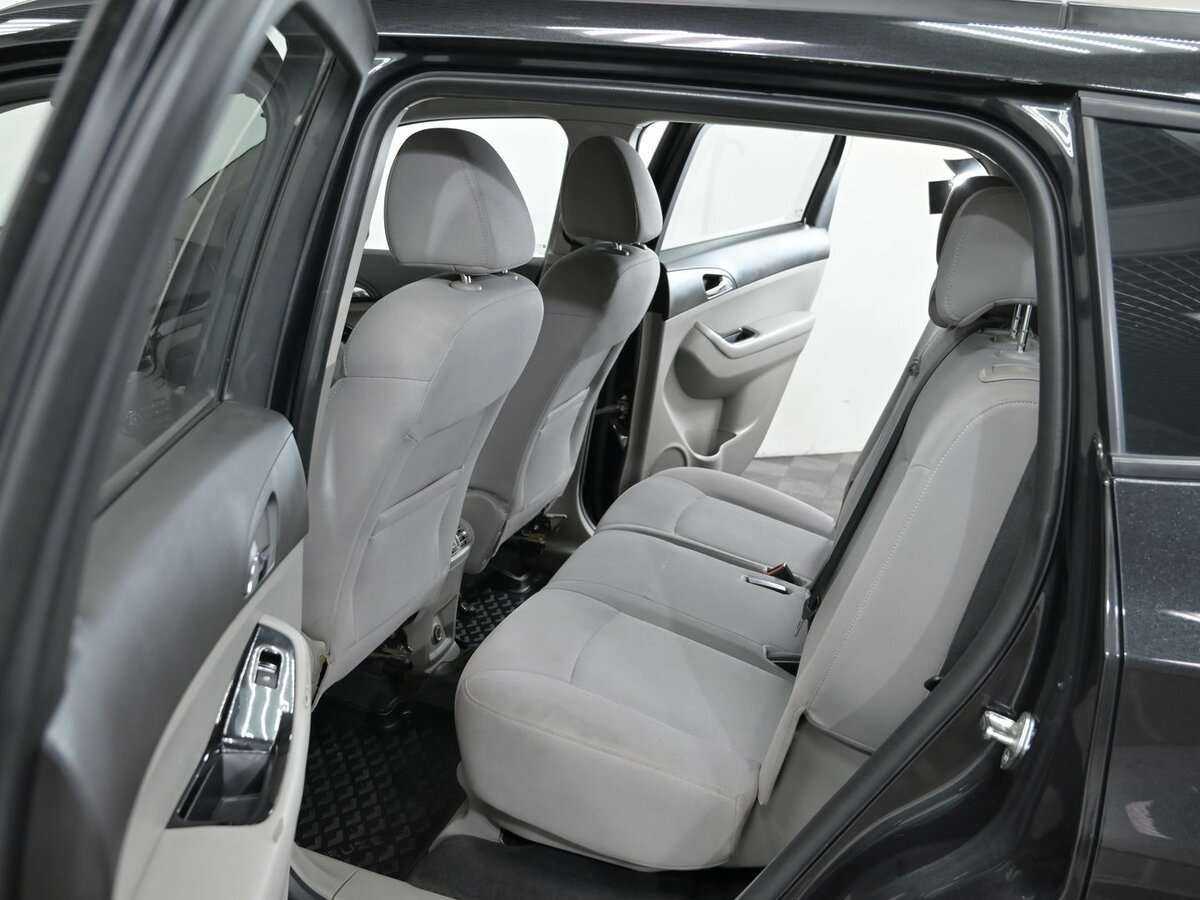 Chevrolet Orlando с пробегом — 2012 год. Фото: #5