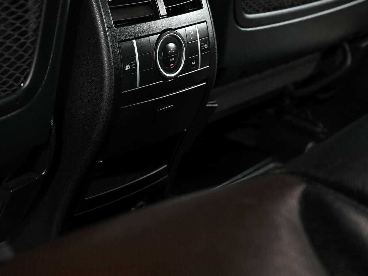 Mercedes-Benz GL-Класс с пробегом — 2012 год. Фото: #12