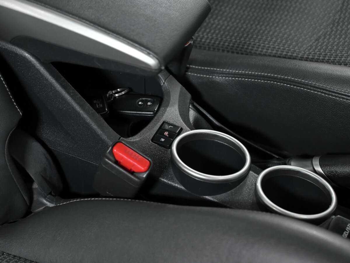 Toyota Verso с пробегом — 2015 год. Фото: #14