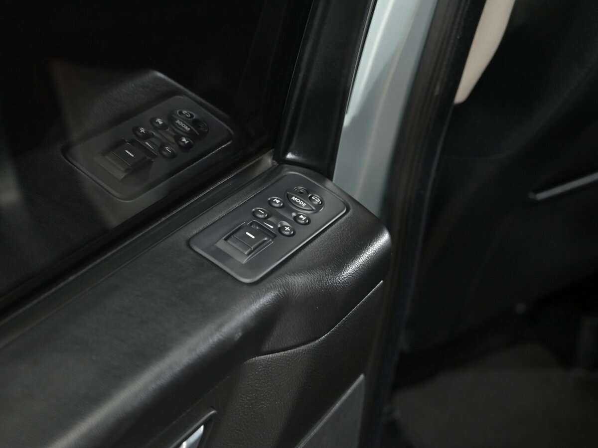 Land Rover Range Rover Sport с пробегом — 2005 год. Фото: #7