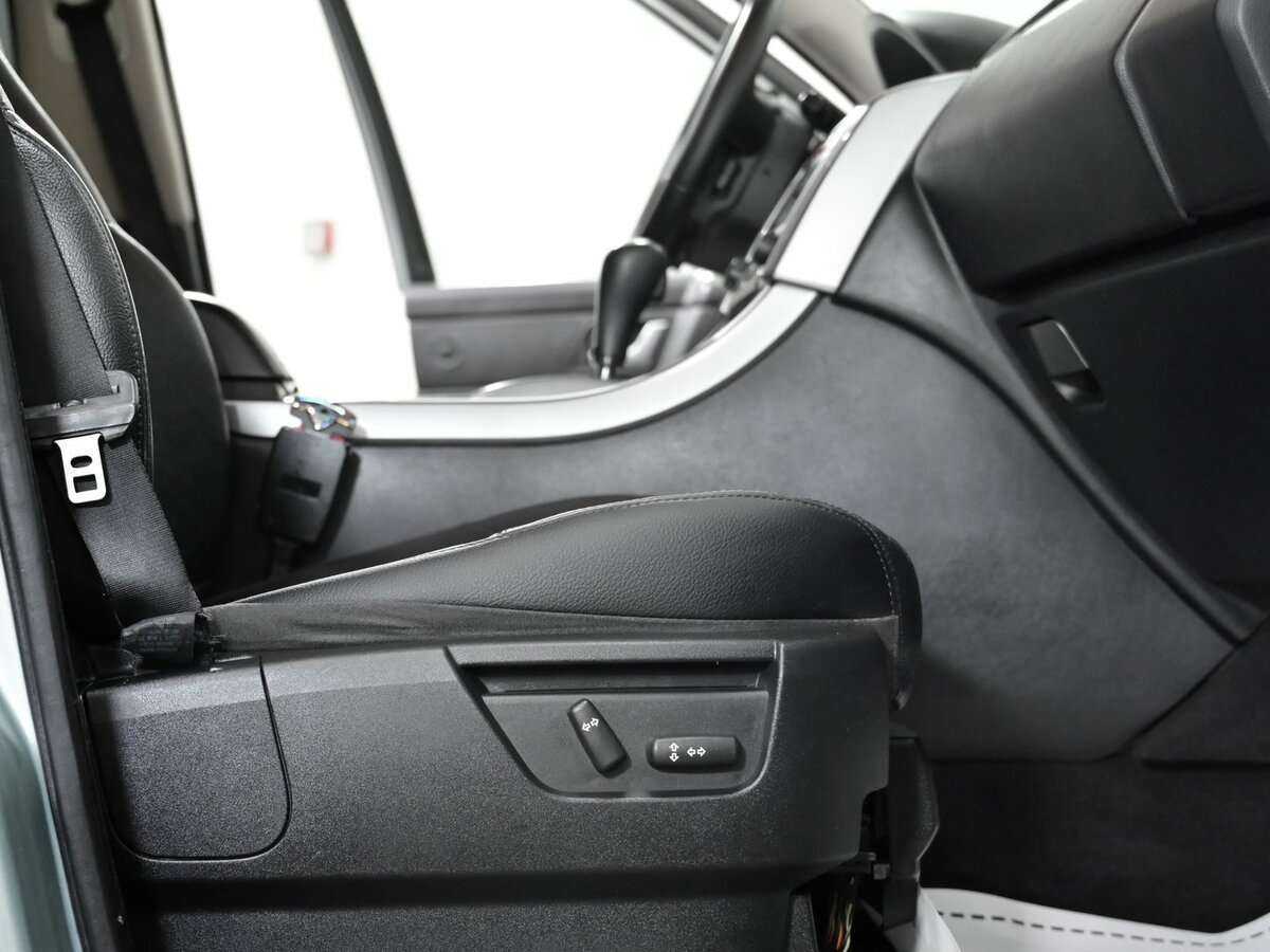 Land Rover Range Rover Sport с пробегом — 2005 год. Фото: #12