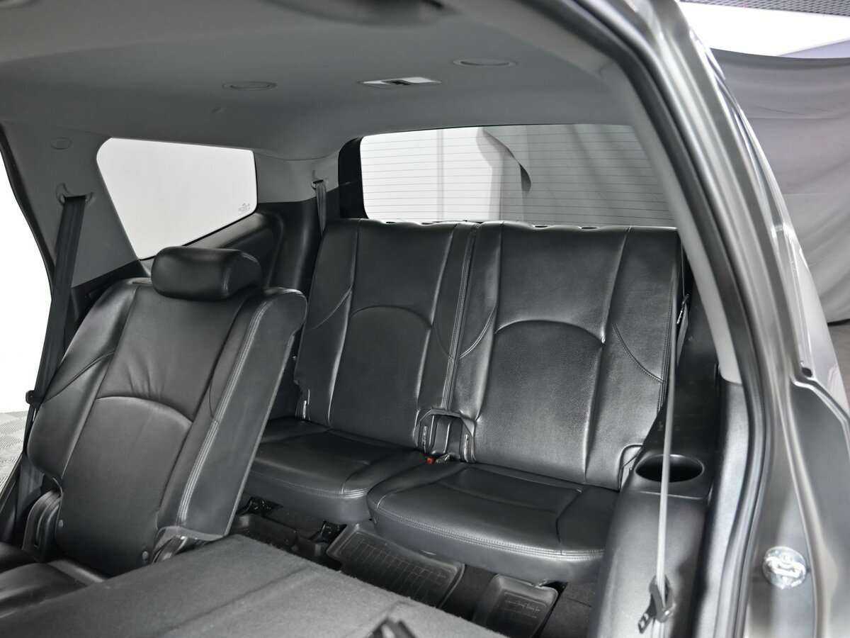 Kia Mohave с пробегом — 2012 год. Фото: #8