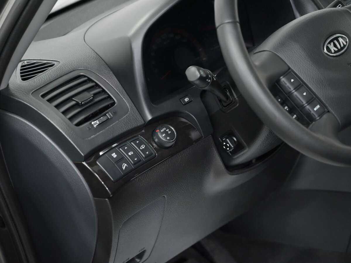 Kia Mohave с пробегом — 2012 год. Фото: #16