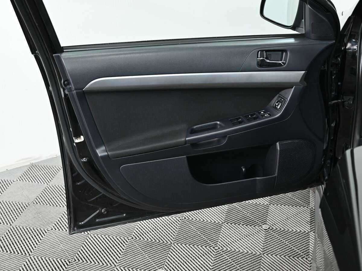 Mitsubishi Lancer с пробегом — 2008 год. Фото: #7