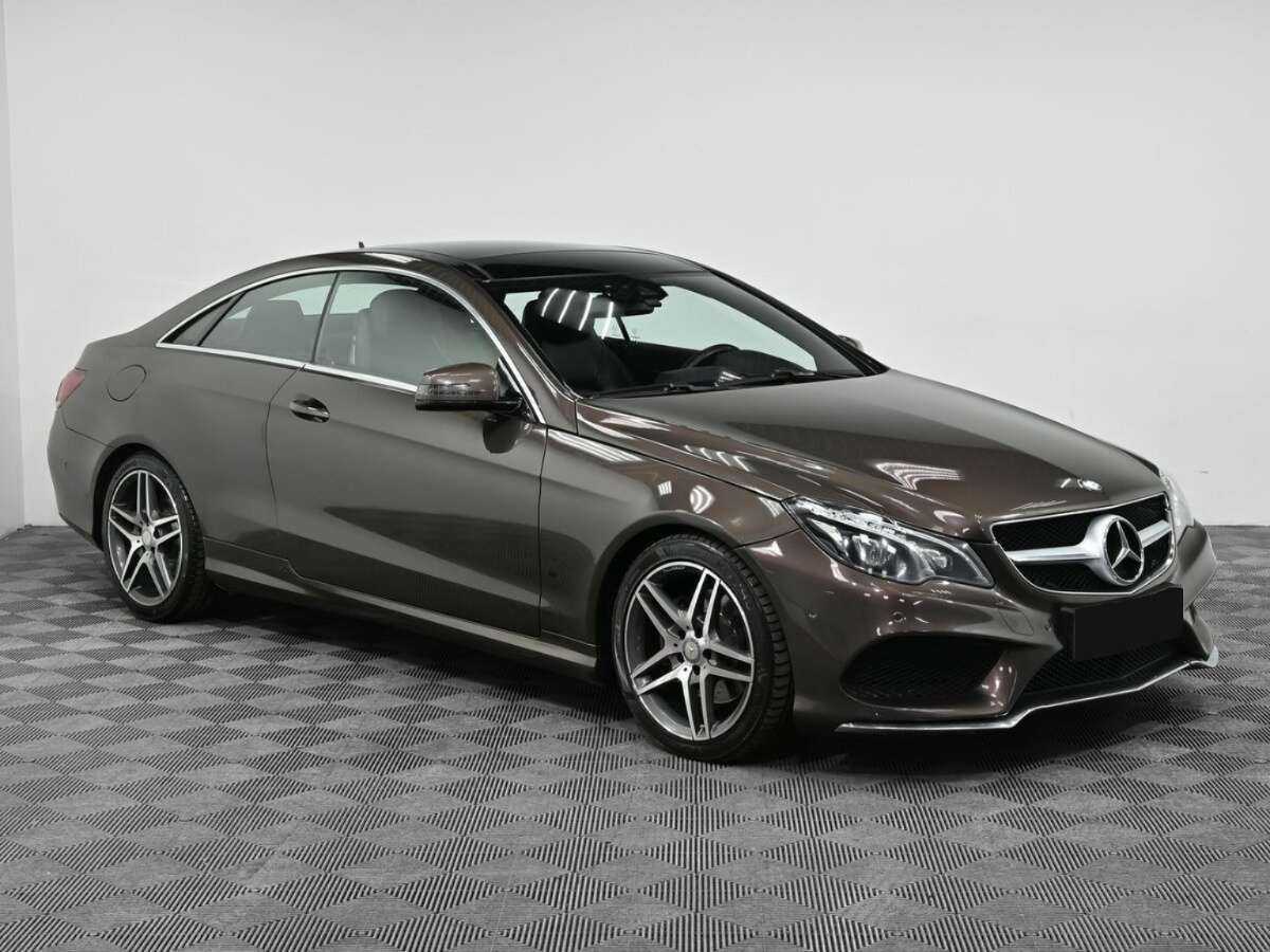 Mercedes-Benz E-Класс с пробегом — 2014 год. Фото: #2