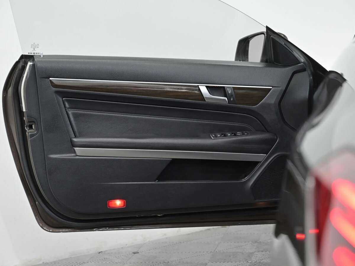 Mercedes-Benz E-Класс с пробегом — 2014 год. Фото: #4