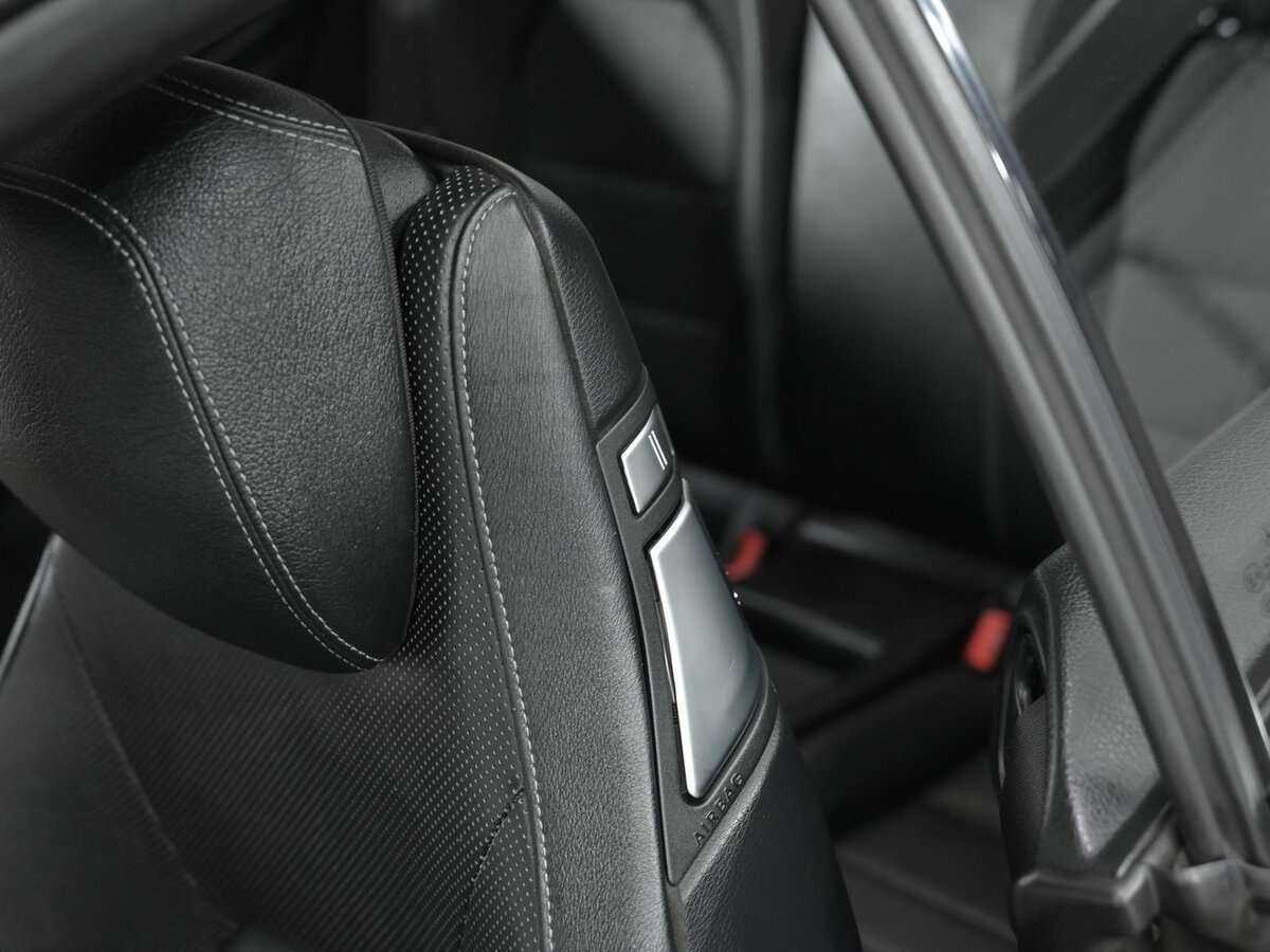 Mercedes-Benz E-Класс с пробегом — 2014 год. Фото: #16