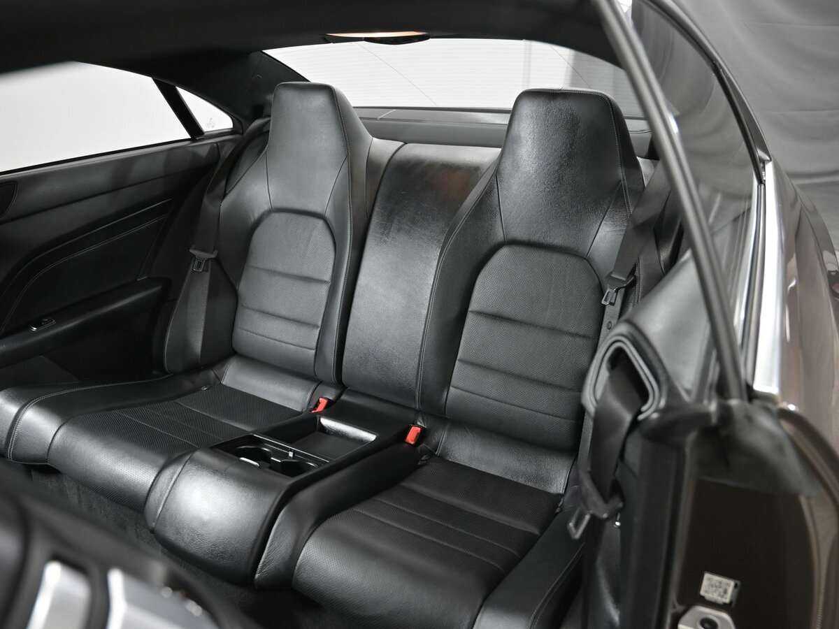 Mercedes-Benz E-Класс с пробегом — 2014 год. Фото: #18