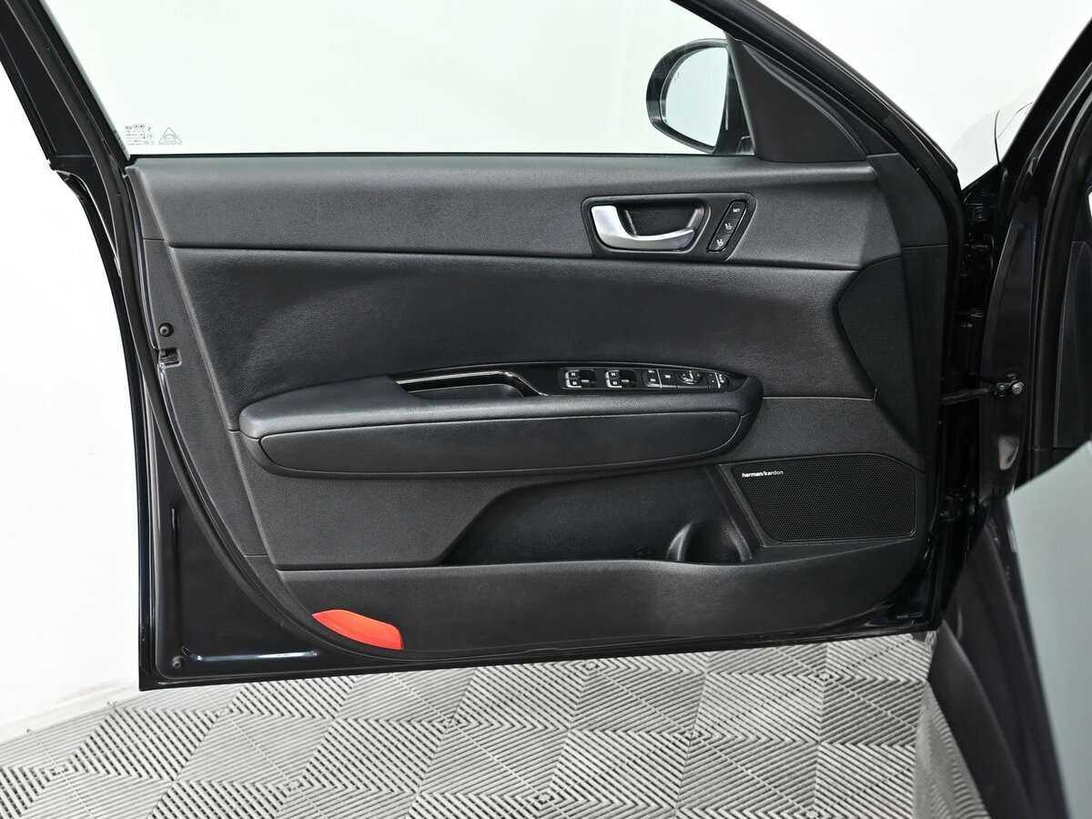 Kia Optima с пробегом — 2018 год. Фото: #9