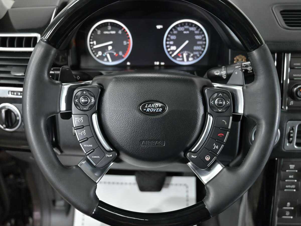 Land Rover Range Rover с пробегом — 2011 год. Фото: #21