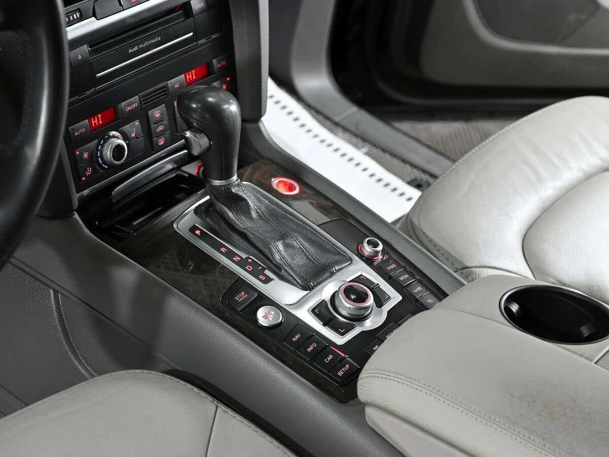 Audi Q7 с пробегом — 2010 год. Фото: #9