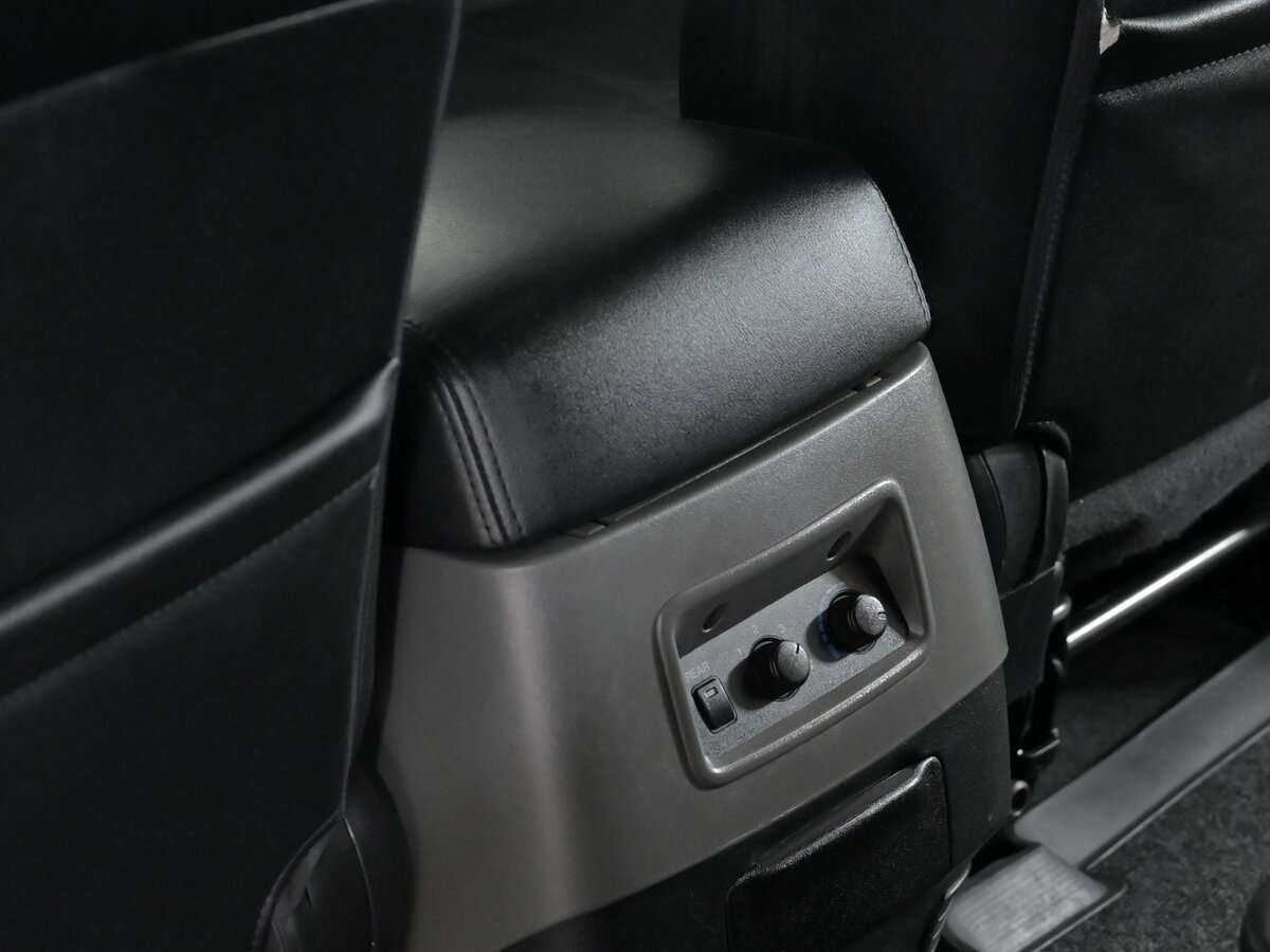 Mitsubishi Pajero с пробегом — 2005 год. Фото: #7