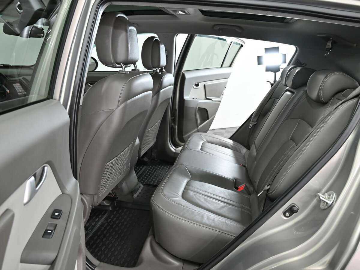 Kia Sportage с пробегом — 2011 год. Фото: #14