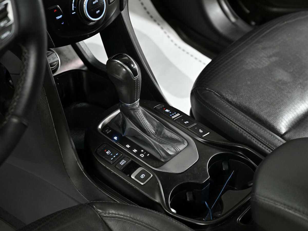 Hyundai Santa Fe с пробегом — 2014 год. Фото: #14
