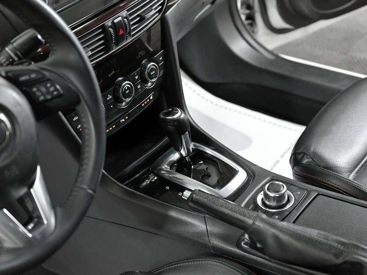 Mazda 6 с пробегом — 2014 год. Фото: #15