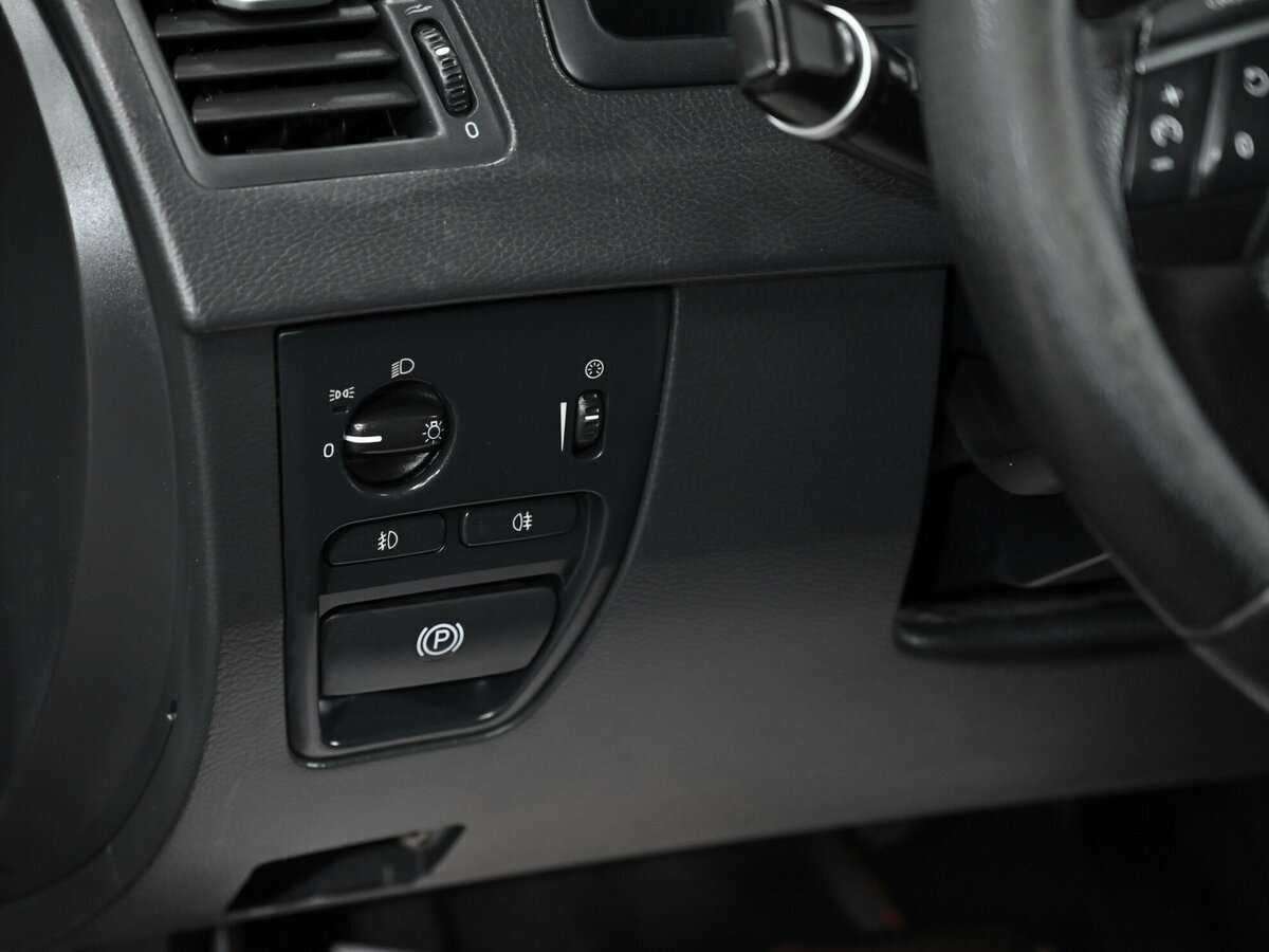 Volvo XC90 с пробегом — 2008 год. Фото: #6