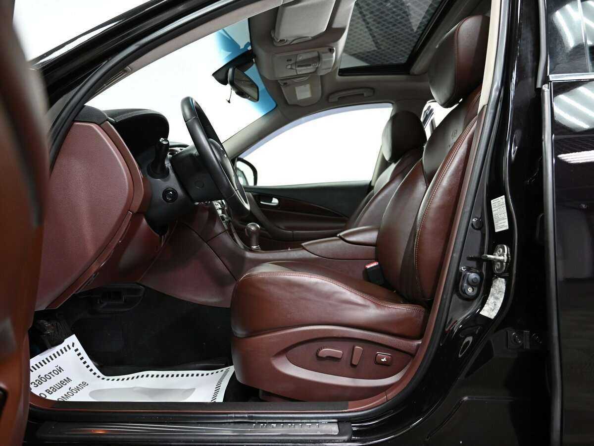 Infiniti EX с пробегом — 2013 год. Фото: #9