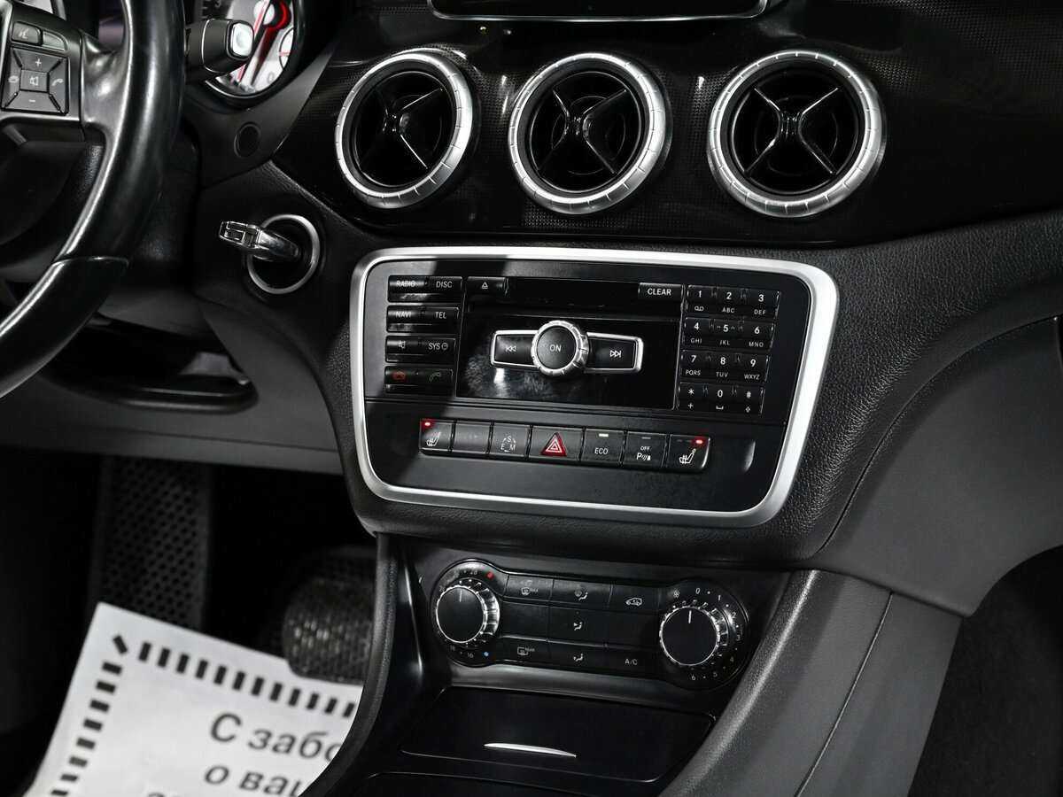 Mercedes-Benz CLA с пробегом — 2013 год. Фото: #8