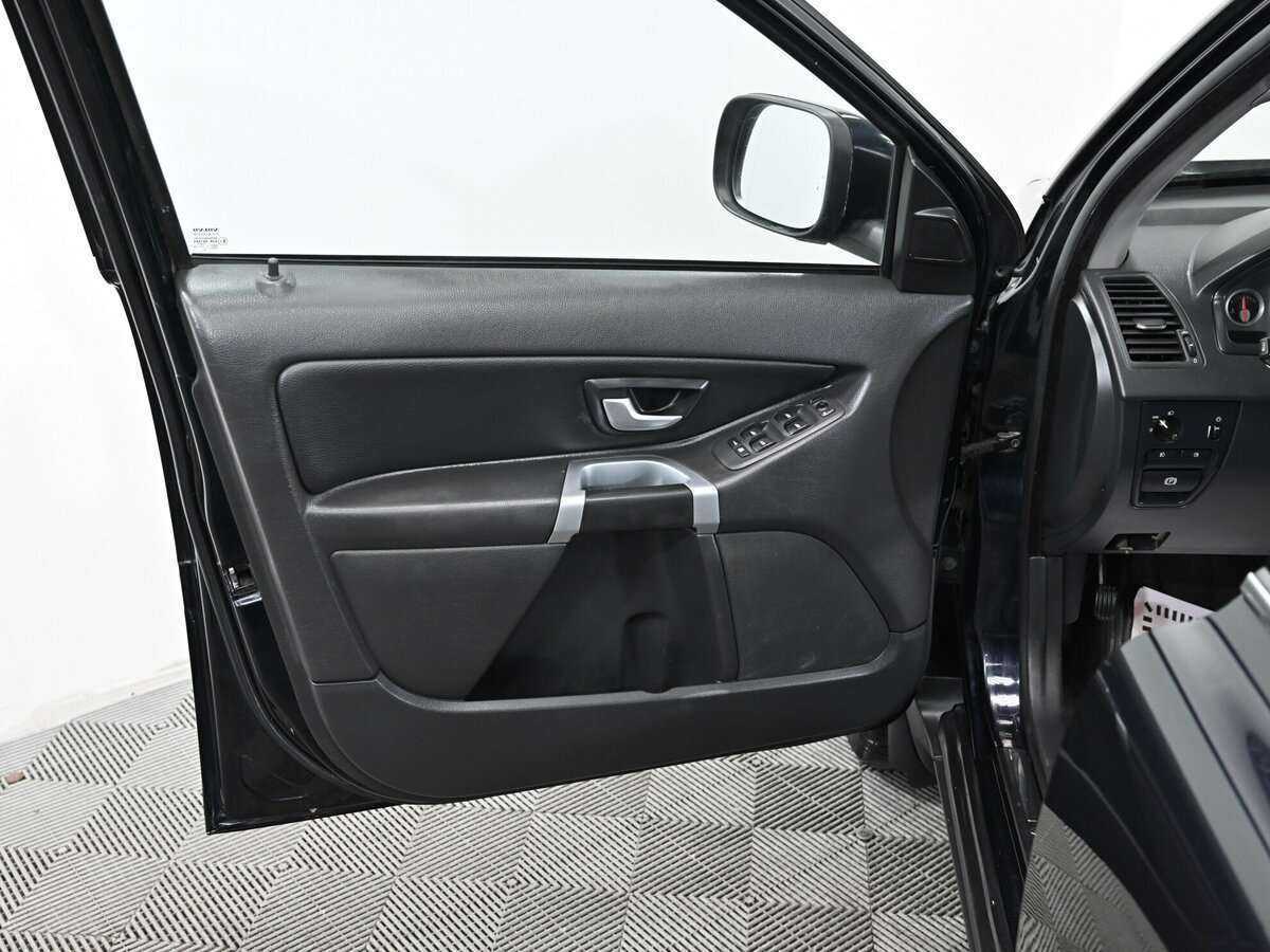 Volvo XC90 с пробегом — 2011 год. Фото: #4