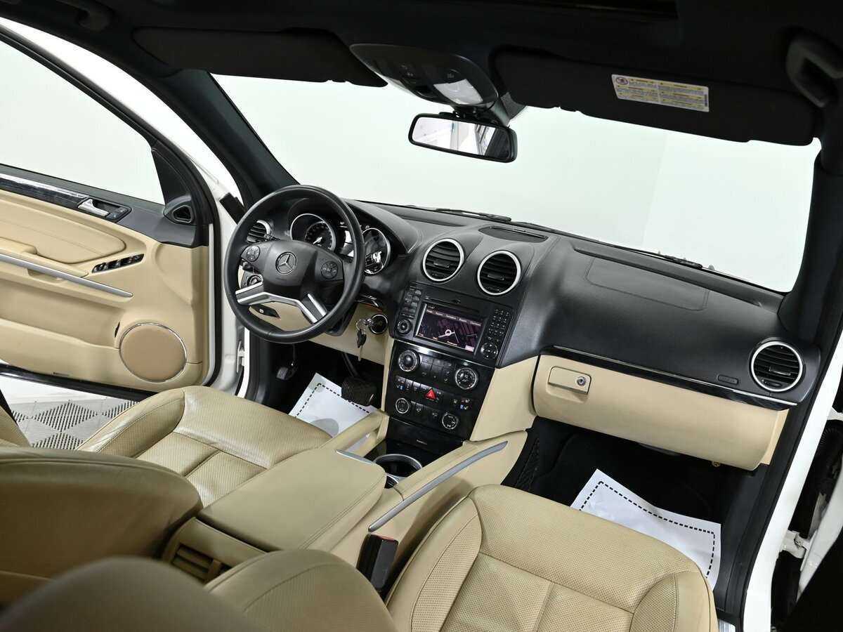 Mercedes-Benz GL-Класс с пробегом — 2011 год. Фото: #6