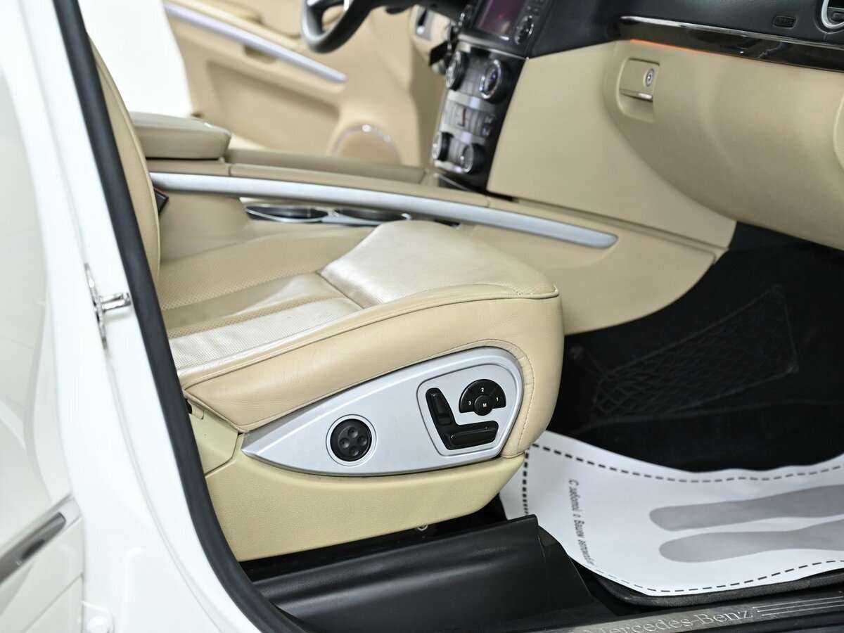 Mercedes-Benz GL-Класс с пробегом — 2011 год. Фото: #10