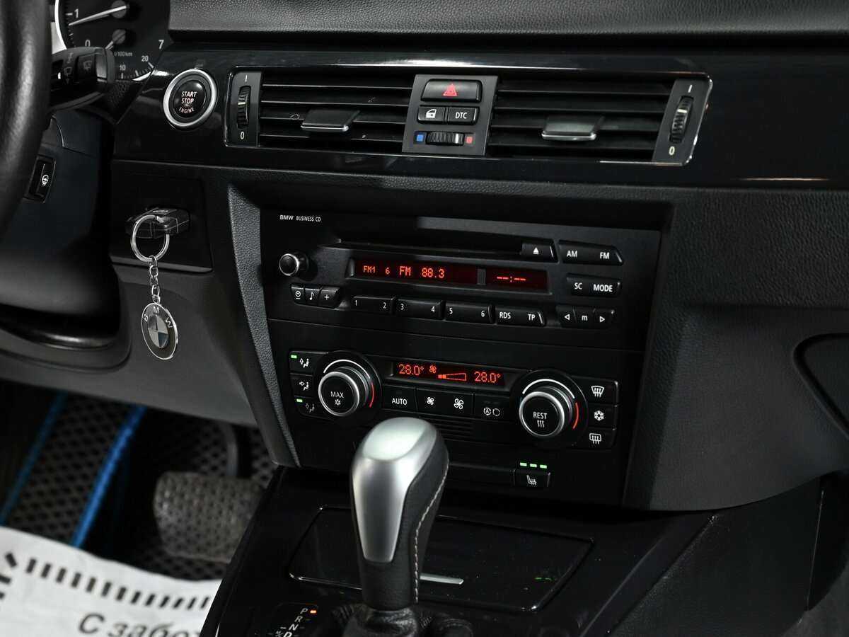 BMW 3 серии с пробегом — 2009 год. Фото: #7