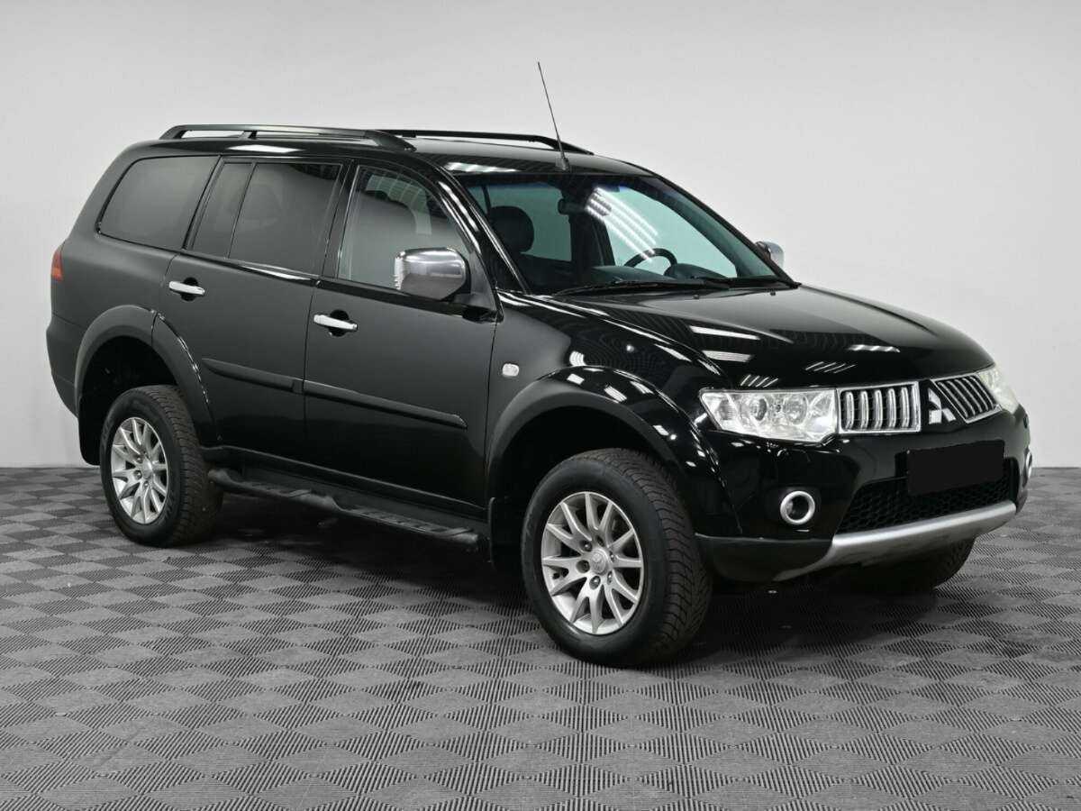 Mitsubishi Pajero Sport с пробегом — 2010 год. Фото: #2