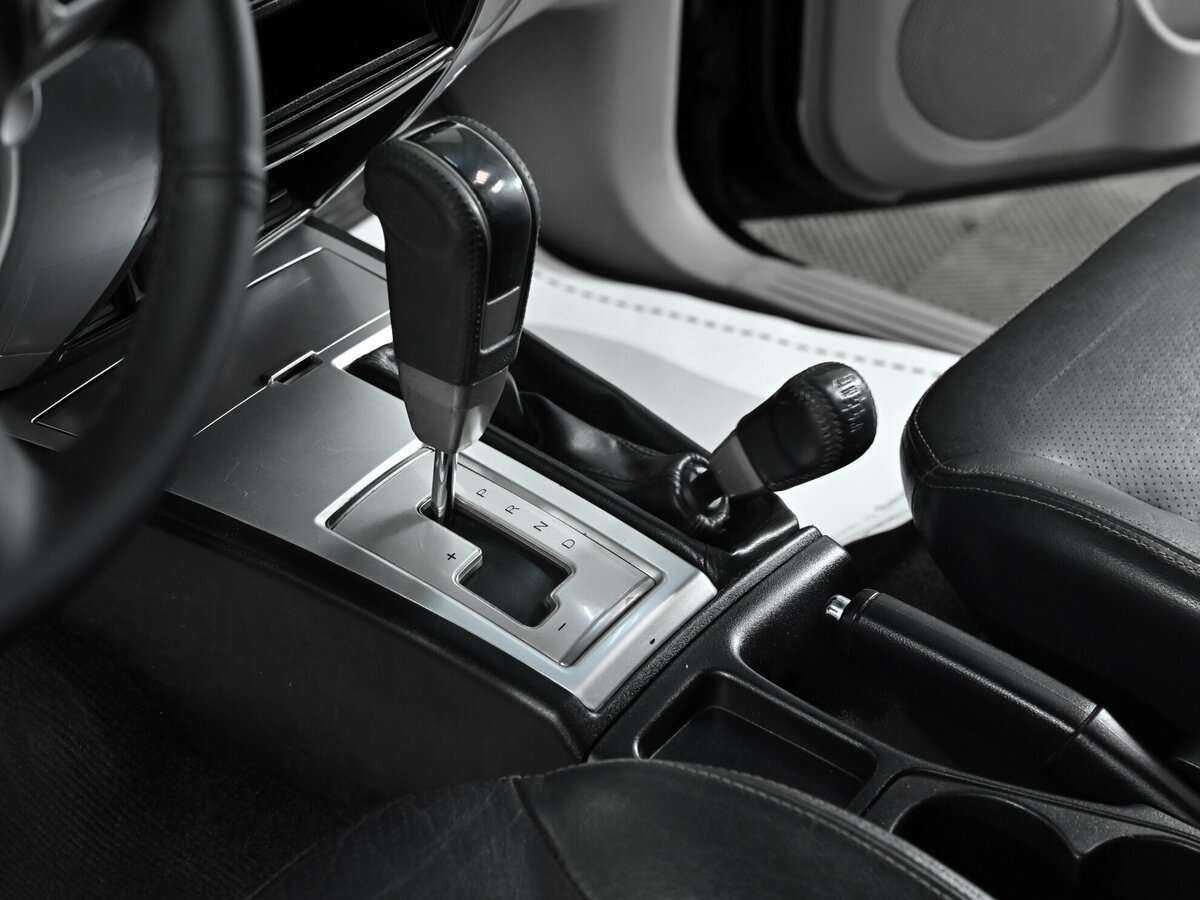 Mitsubishi Pajero Sport с пробегом — 2010 год. Фото: #11