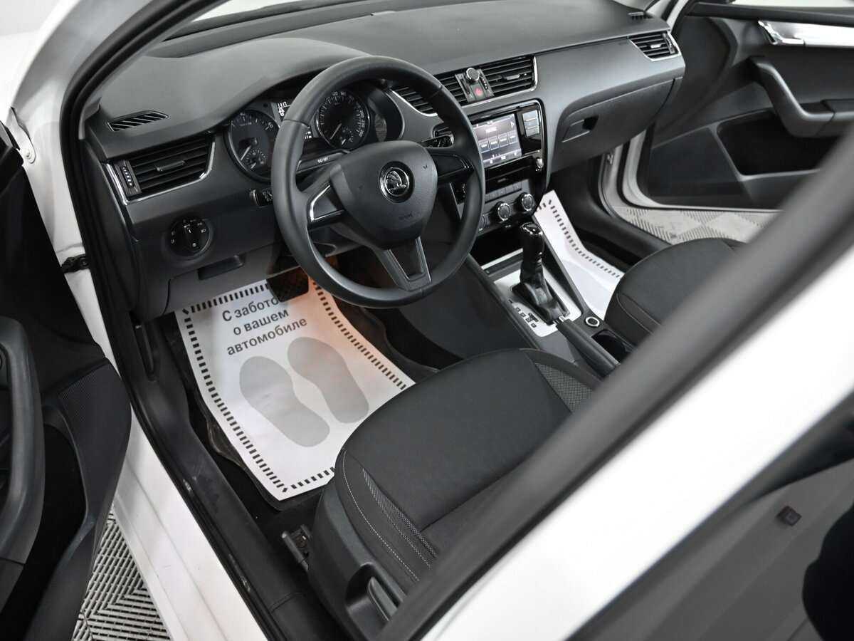 Skoda Octavia с пробегом — 2017 год. Фото: #6